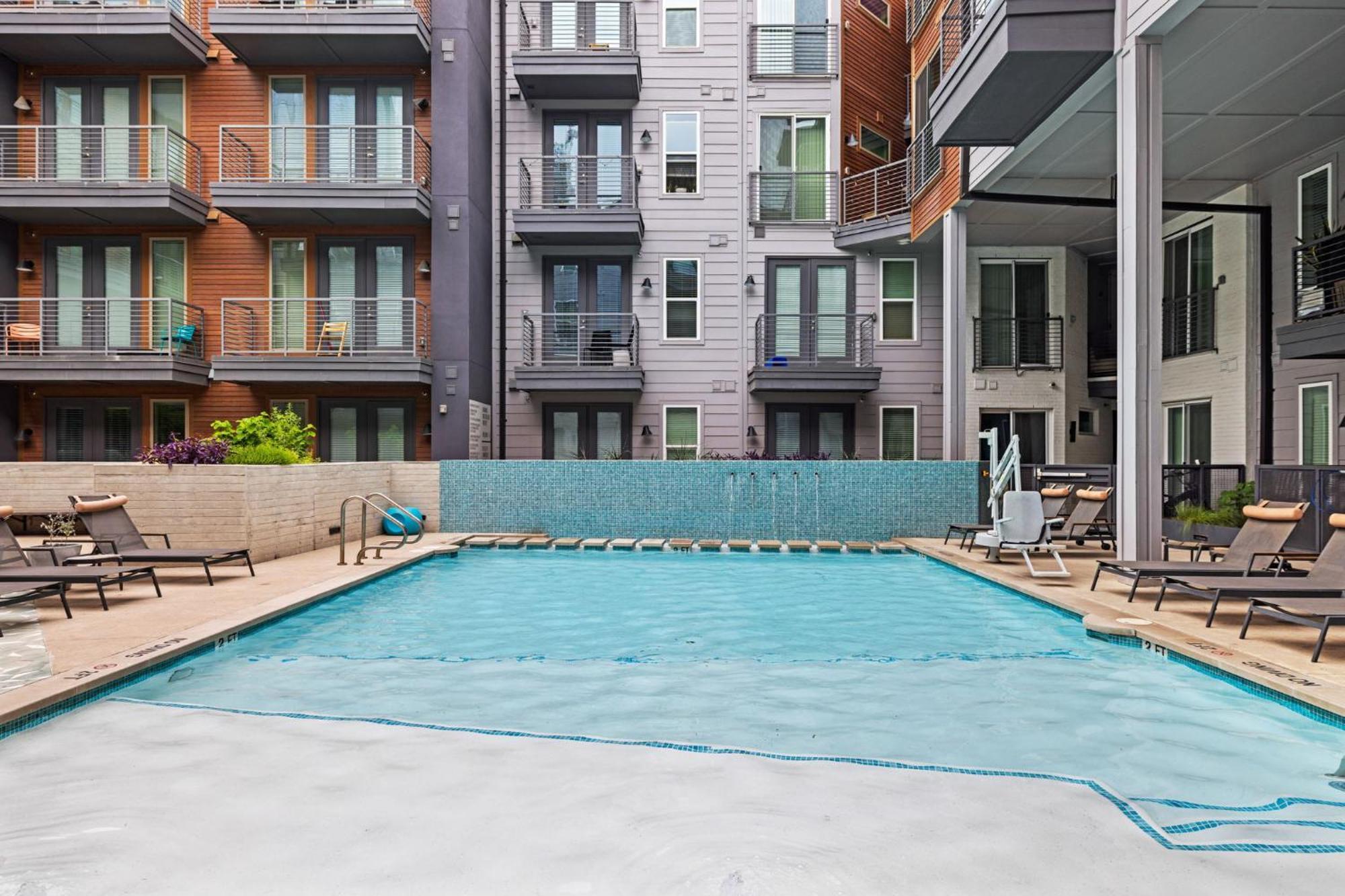 Placemakr Downtown Austin Bagian luar foto
